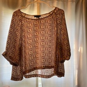 Multicolor flowy top